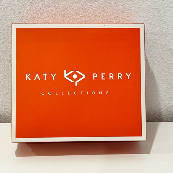 Katy Perry The Wandering Bootie Liger Animal Multi Print Satin Size 11M/41 - Picture 11 of 11